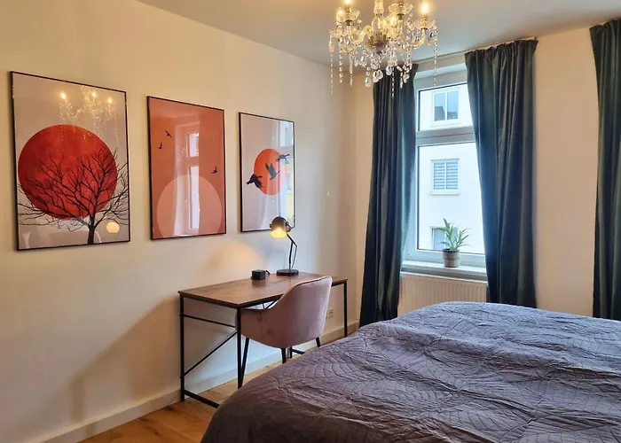 Maremar - Style-Loft Am Ferberturm - 2 Schlafzimmer - Luxus Boxspringbett - Arbeitsplaetze - Highspeed Wlan
