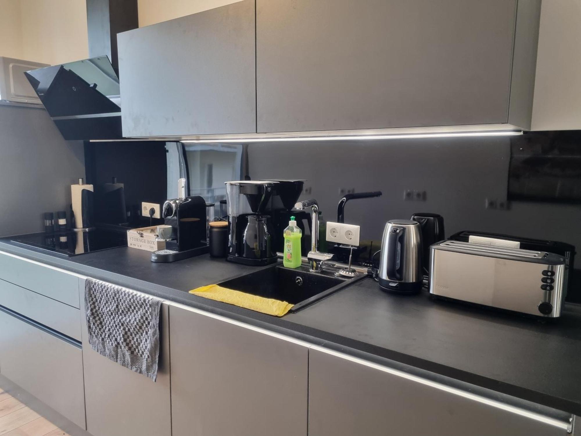 Maremar - Style-loft Am Ferberturm - 2 Schlafzimmer - Luxus Boxspringbett - Arbeitsplaetze - Highspeed Wlan Apartment *