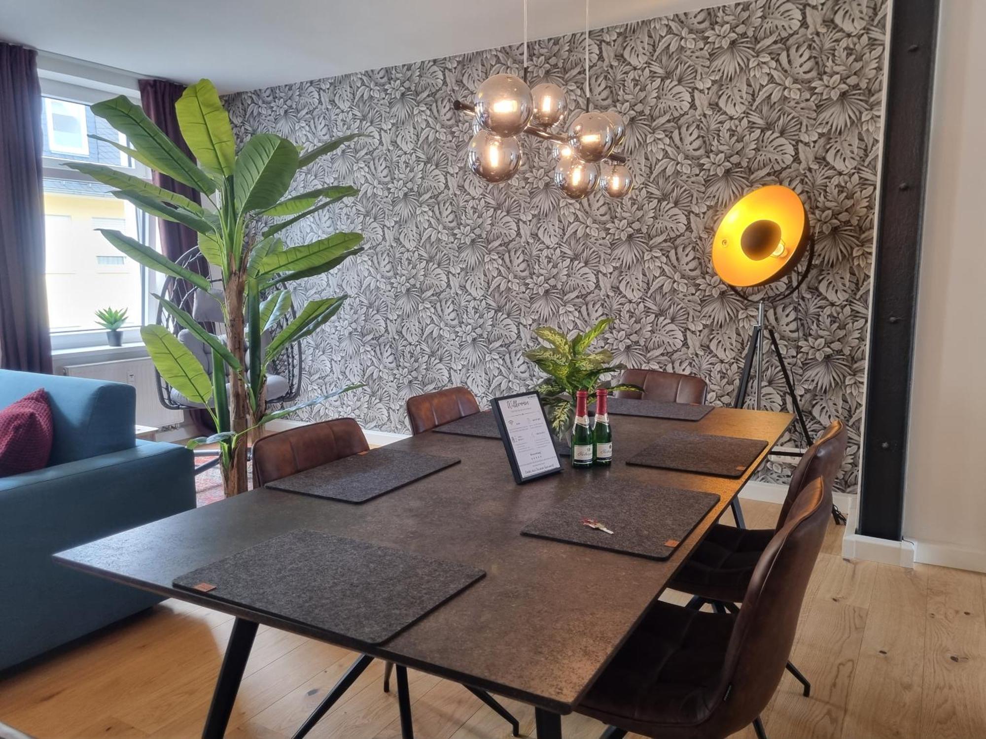 Maremar - Style-loft Am Ferberturm - 2 Schlafzimmer - Luxus Boxspringbett - Arbeitsplaetze - Highspeed Wlan